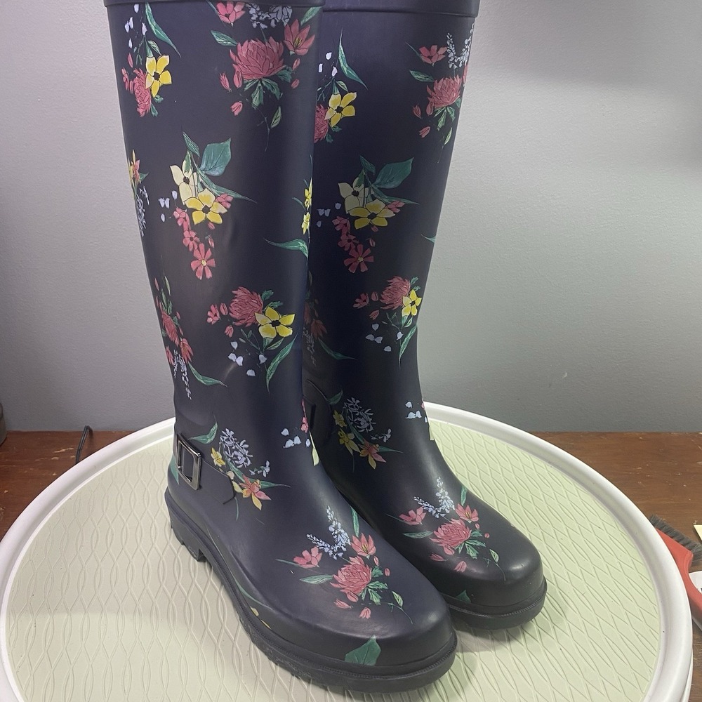 A New Day Women's Navy Blue/Amalee Pull On Rubber Rain Boots Size 6. Tall